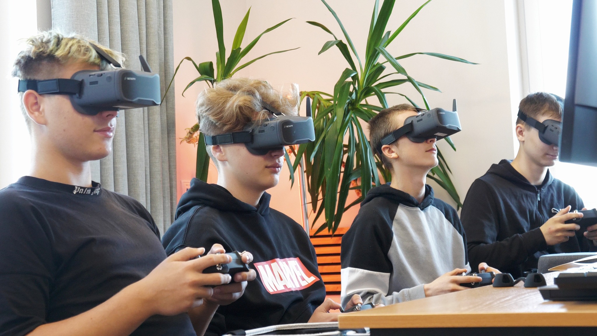 You are currently viewing W PZS3 BĘDZIEMY UCZYĆ OPERATORÓW DRONÓW